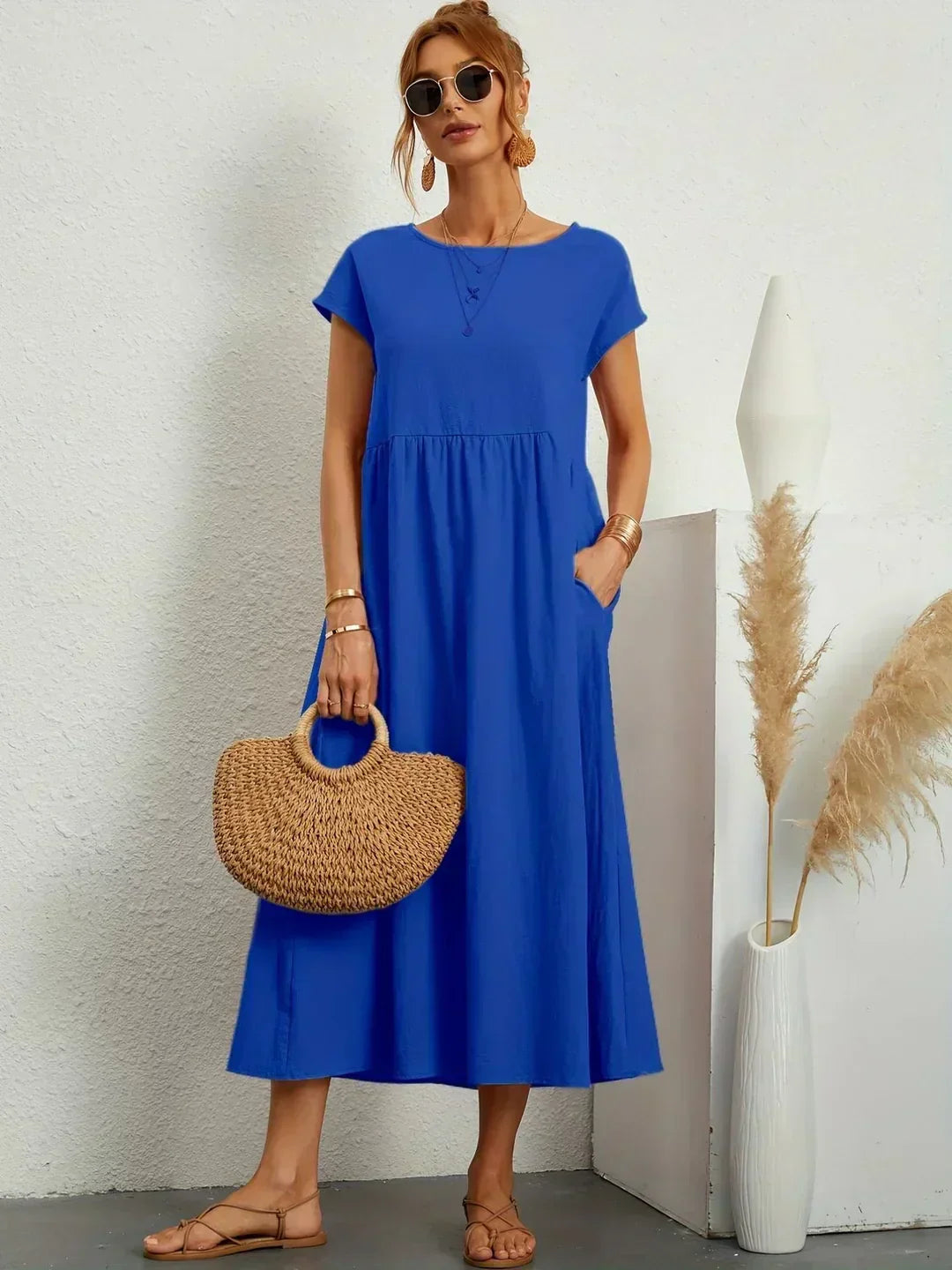 Gabrielle  Midi-jurk met tijdloze elegantie