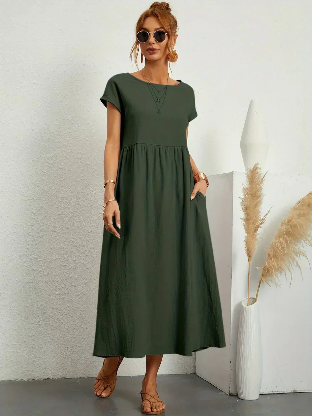 Gabrielle  Midi-jurk met tijdloze elegantie