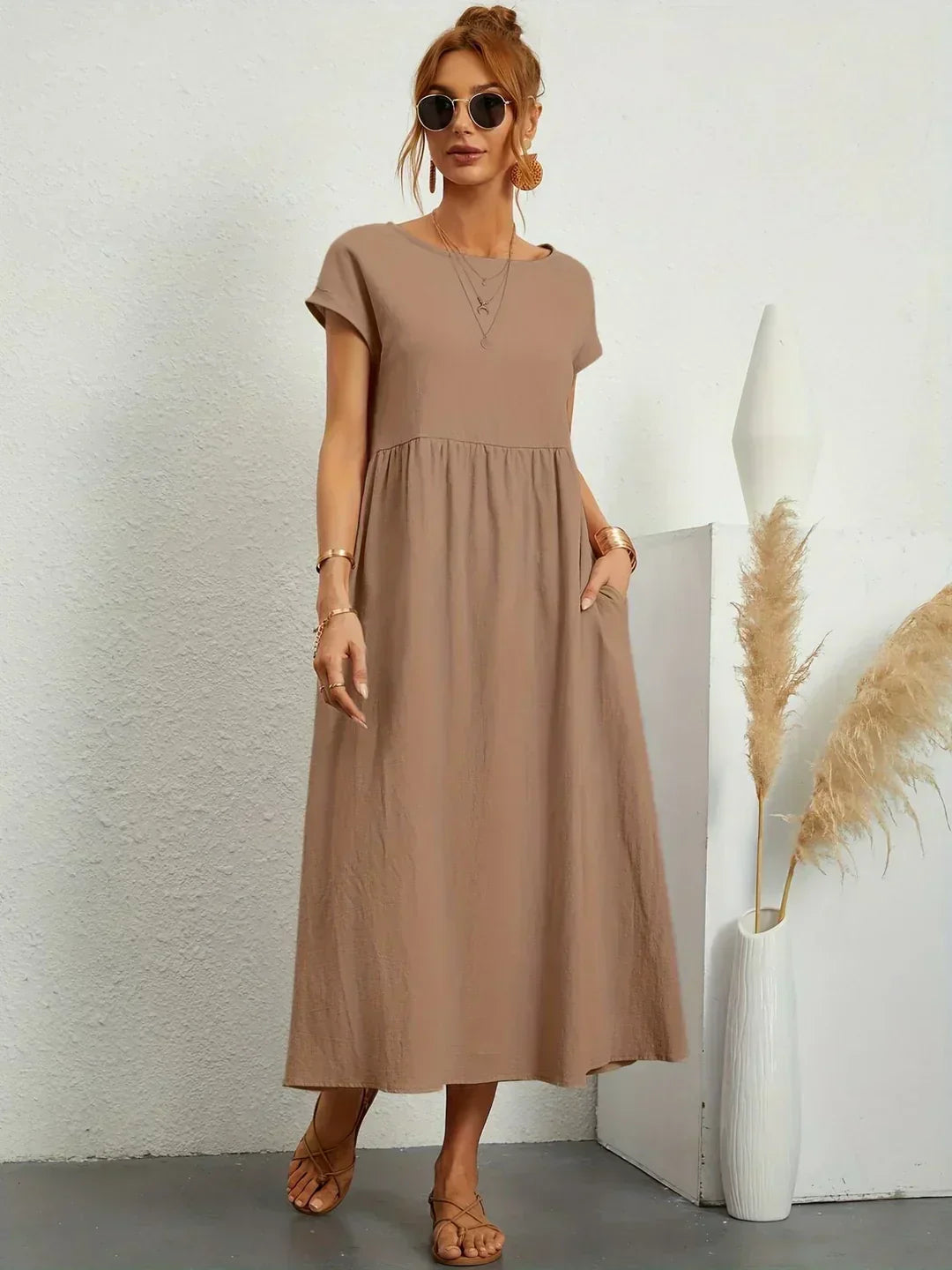 Gabrielle  Midi-jurk met tijdloze elegantie